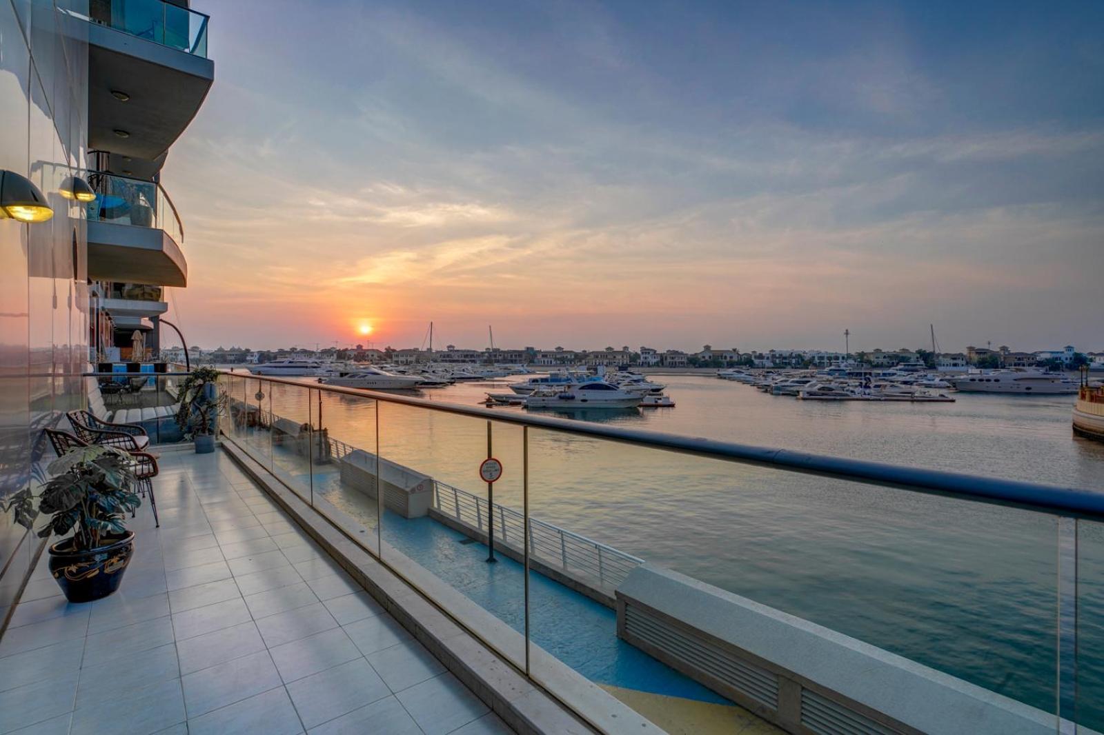 Oceana Atlantic Seaside Apt Дубай Екстериор снимка